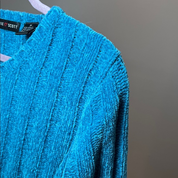 Vintage Blue Sweater (SUPER Soft) Jamie Scott - Picture 14 of 17